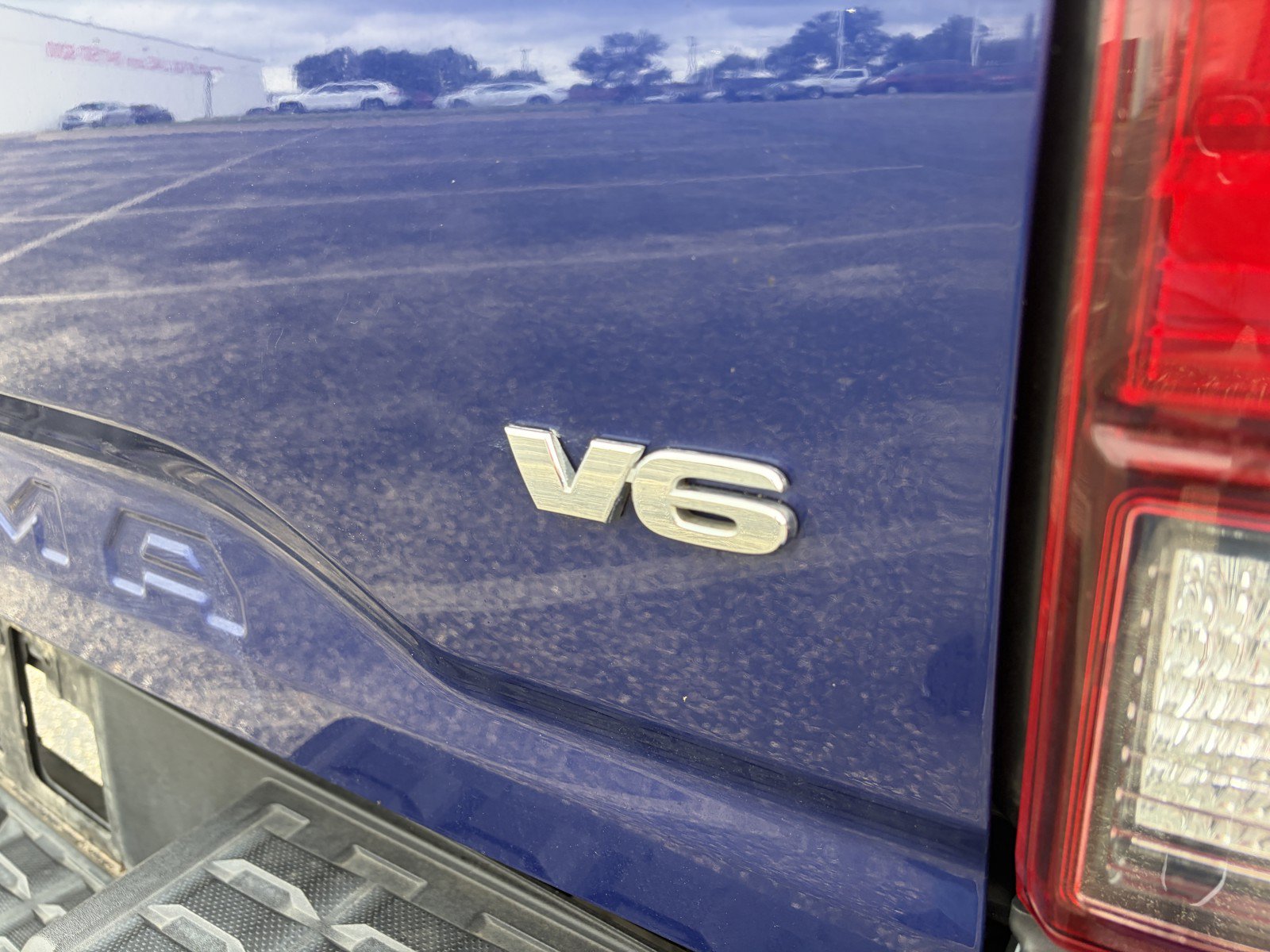 Used 2023 Toyota Tacoma SR5 AWD/4WD image 37