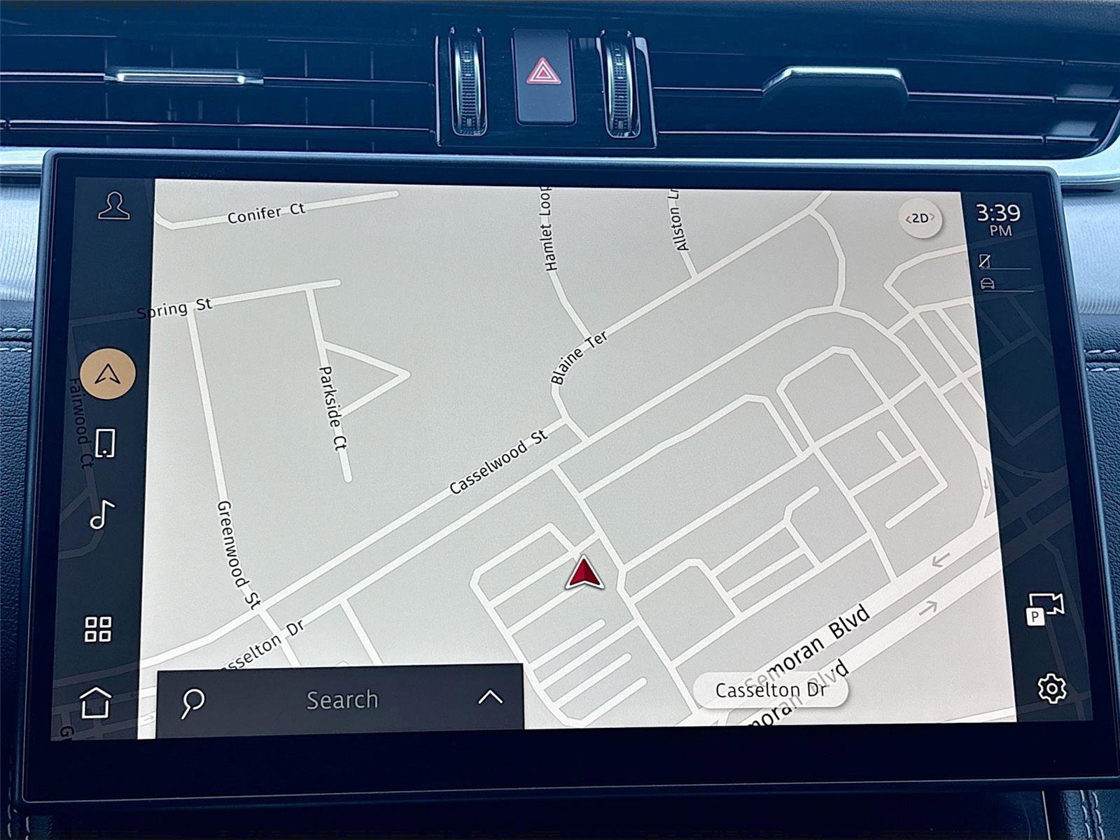 Used 2024 Jaguar F-PACE R-Dynamic S image 14