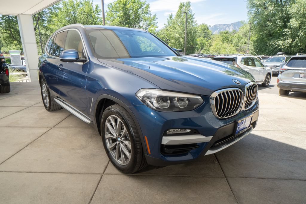 Used 2019 BMW X3 xDrive30i w/ Driving Assistance Package AWD/4WD image 2