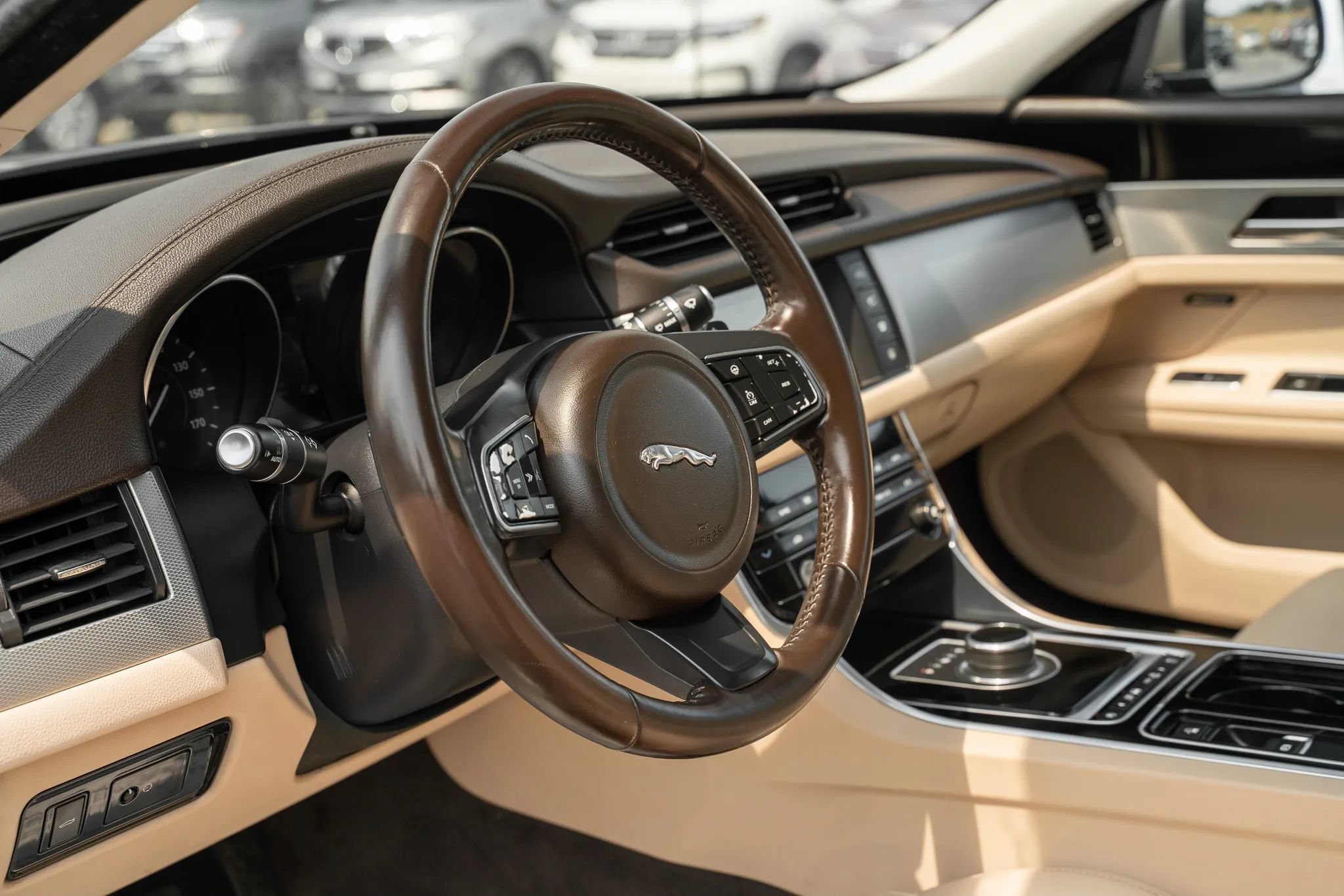 Used 2017 Jaguar XF Premium AWD/4WD image 15