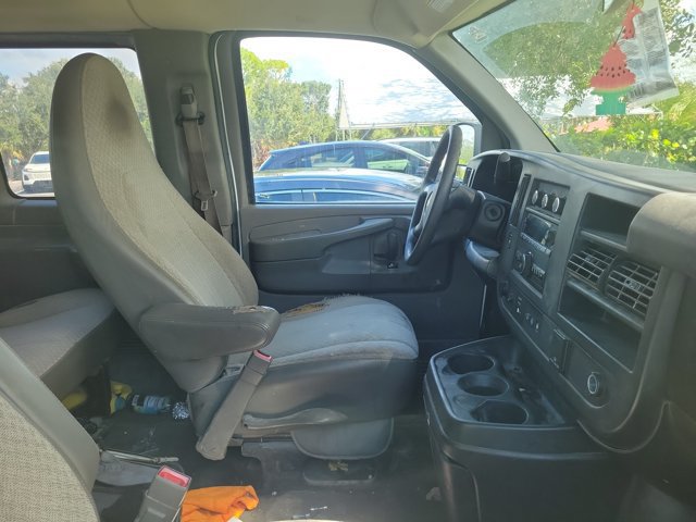 Used 2015 Chevrolet Express 3500 LT w/ LT Preferred Equipment Group RWD image 3