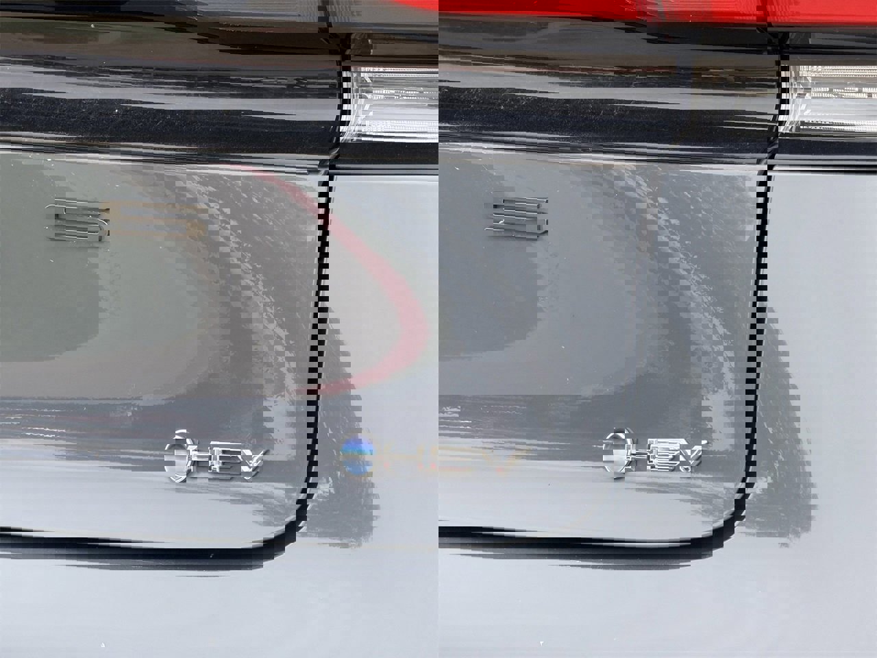 Used 2024 Toyota Prius LE image 7