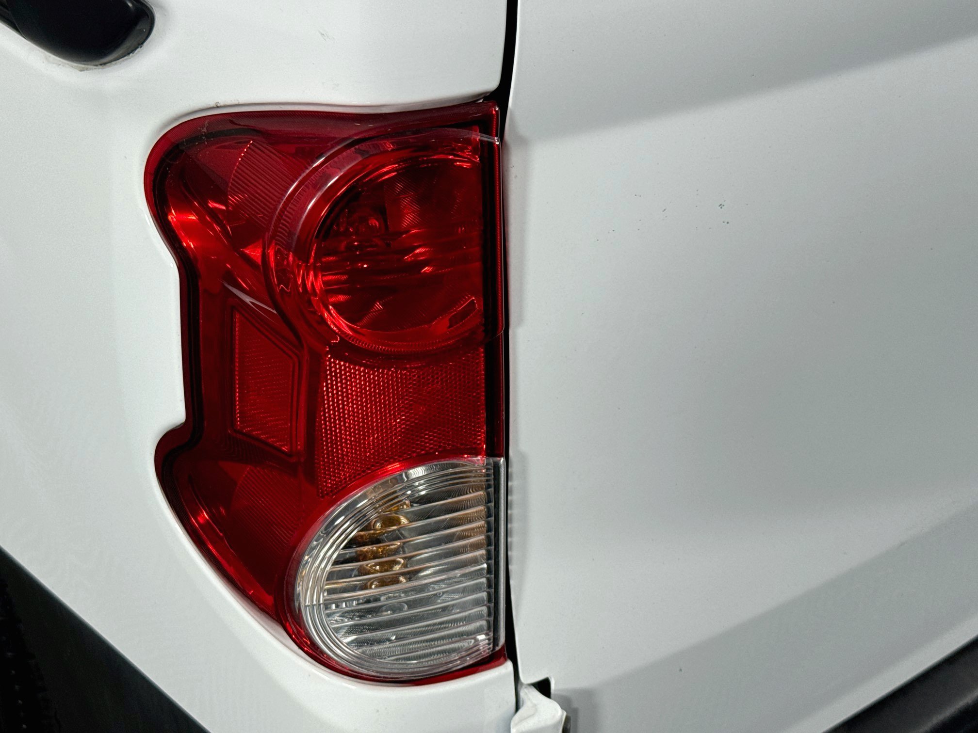 Used 2021 Nissan NV200 S FWD image 29