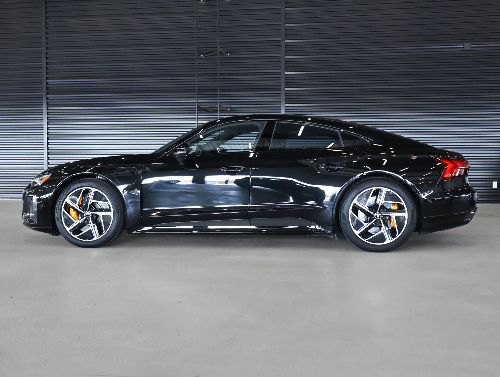 Used 2024 Audi RS e-tron GT w/ Carbon Performance Package image 11