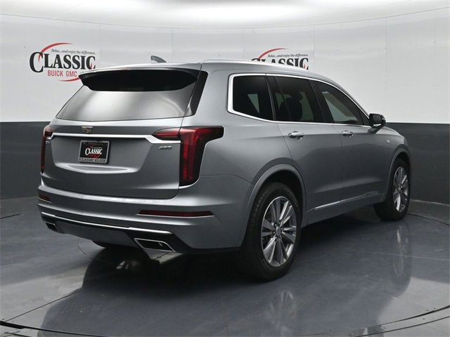 Used 2025 Cadillac XT6 Premium Luxury image 7