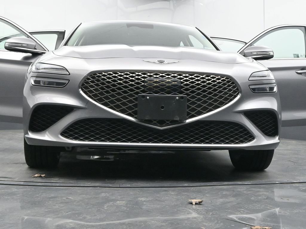 Used 2025 Genesis G70 2.5T image 65