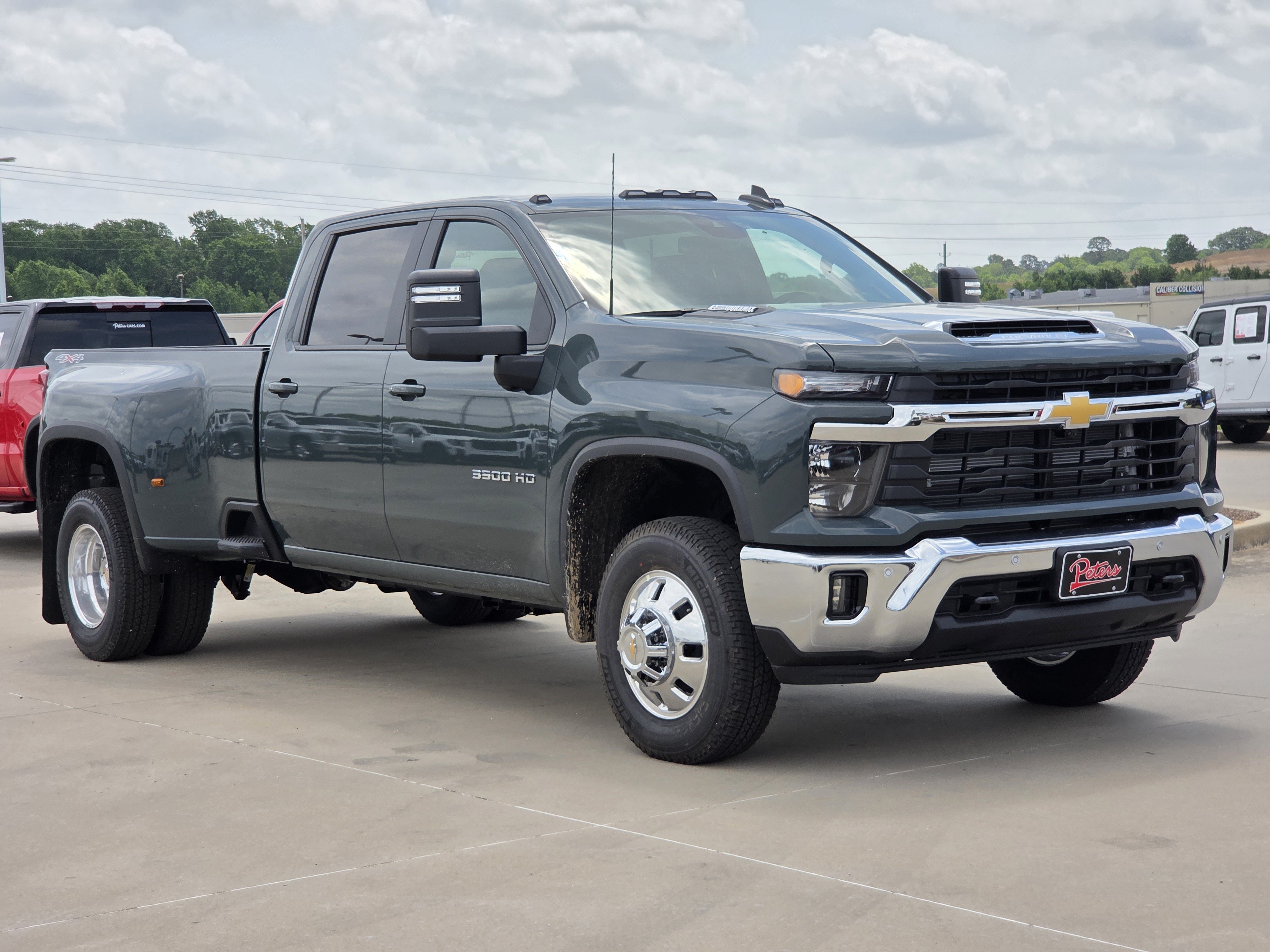 New 2026 Chevrolet Silverado 3500 LT w/ Safety Package AWD/4WD image 1
