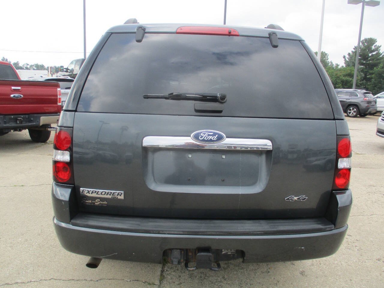 Used 2010 Ford Explorer XLT AWD/4WD image 5
