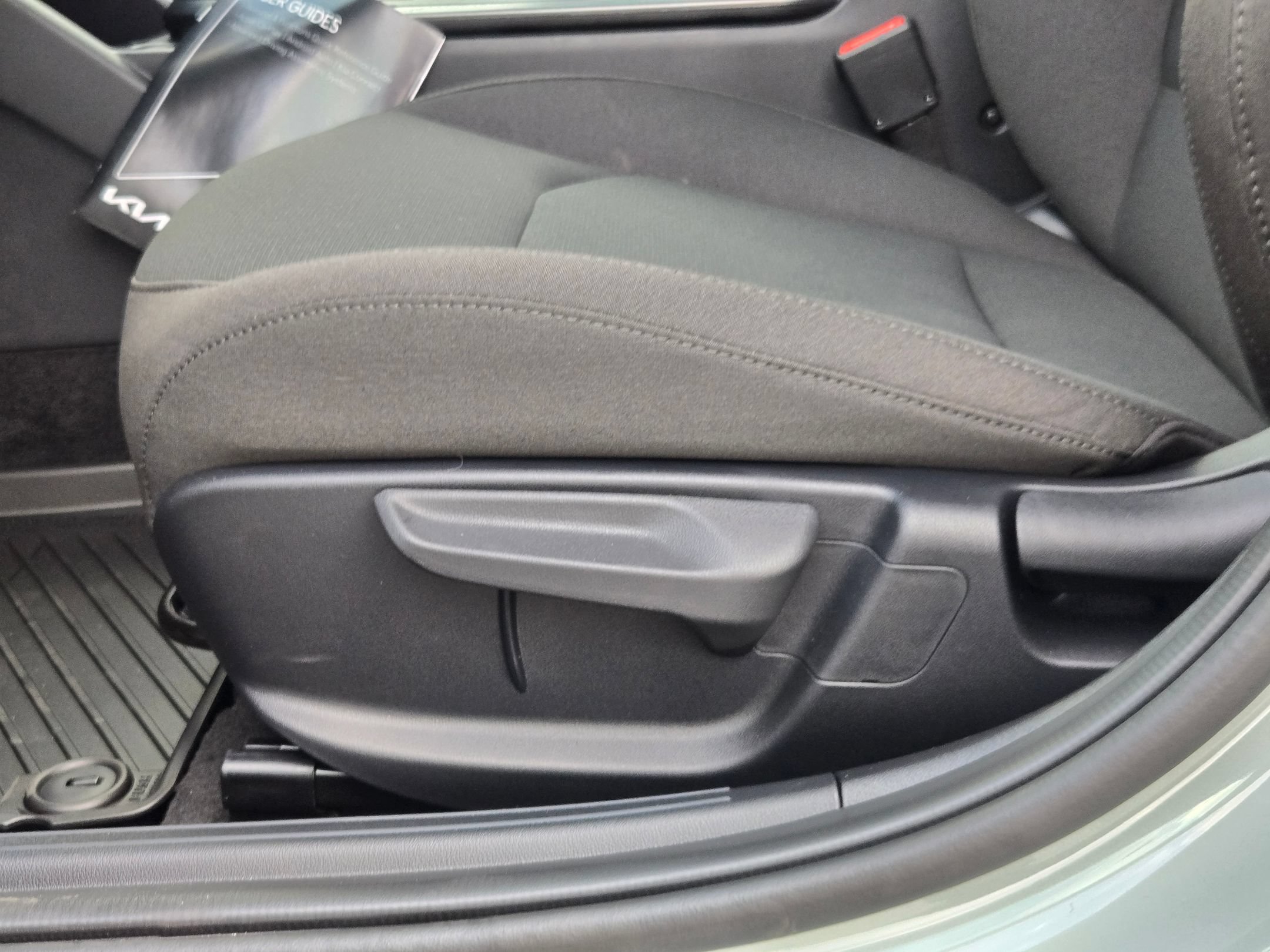New 2026 Kia K4 FWD image 18
