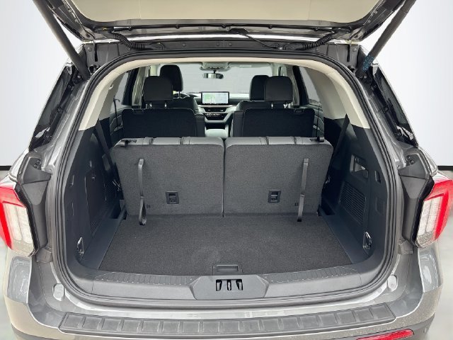 New 2026 Ford Explorer Active w/ Active Comfort Package RWD image 26