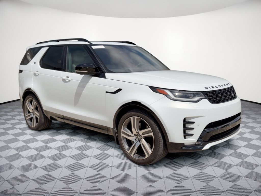 Used 2023 Land Rover Discovery HSE R-Dynamic AWD/4WD image 7