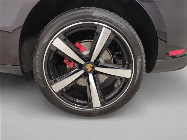 New 2026 Porsche Macan S image 13