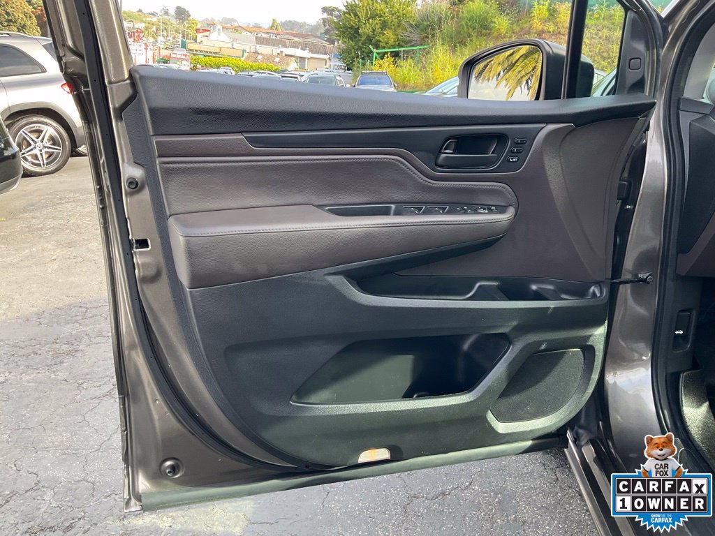 Used 2018 Honda Odyssey Touring image 27