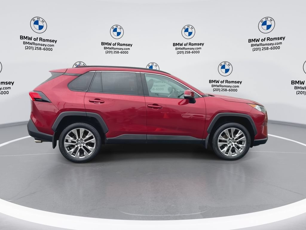 Used 2019 Toyota RAV4 XLE Premium w/ Cold Weather Package AWD/4WD image 5