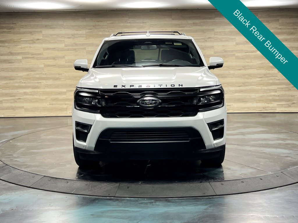 Used 2024 Ford Expedition Limited AWD/4WD image 9