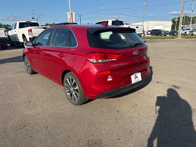 Used 2020 Hyundai Elantra GT FWD image 5