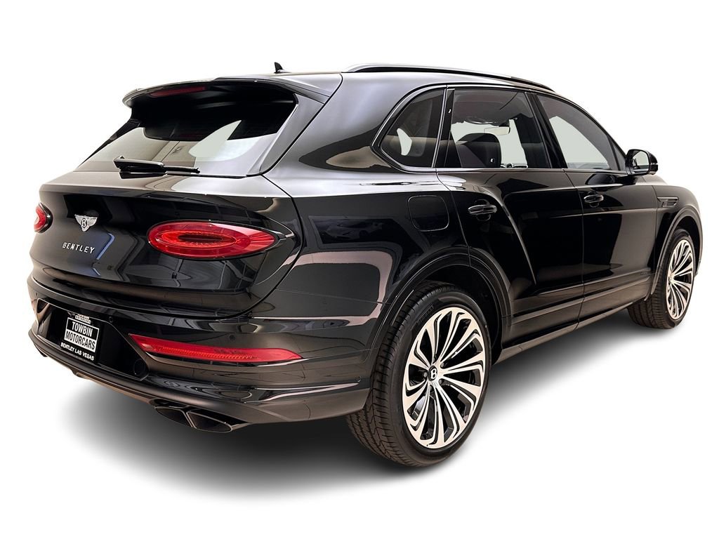 Used 2024 Bentley Bentayga image 13