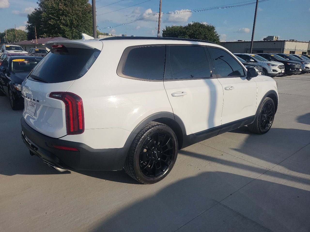 Used 2022 Kia Telluride EX w/ EX Premium Package image 6