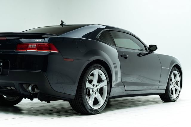 Used 2015 Chevrolet Camaro SS w/ Rear Vision Package image 12