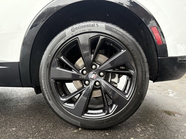 Used 2023 Buick Envision Essence w/ Technology Package I image 14