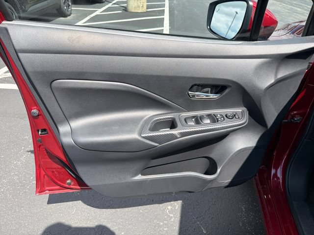 Used 2025 Nissan Versa SV FWD image 11