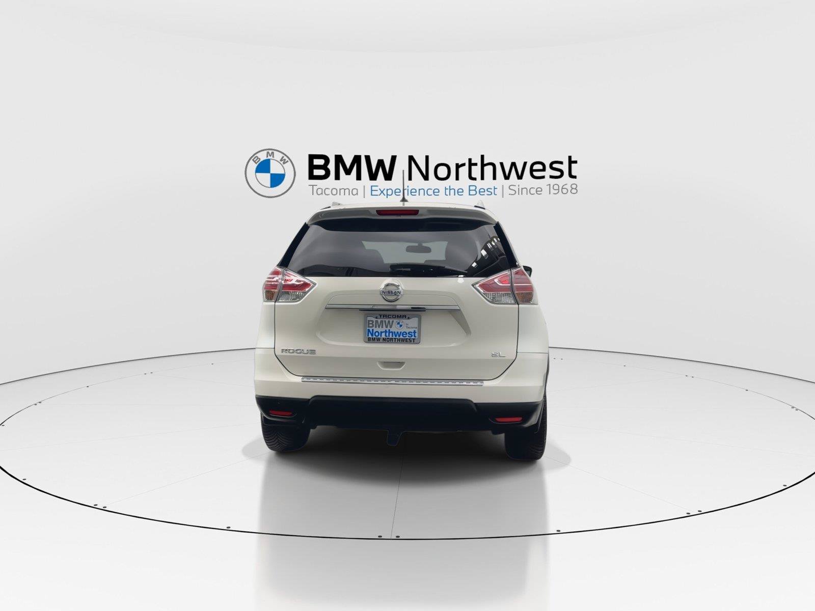 Used 2016 Nissan Rogue SL w/ SL Premium Package FWD image 2