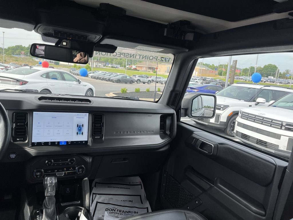 Used 2025 Ford Bronco Badlands AWD/4WD image 11