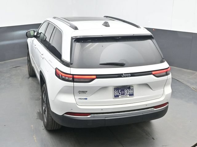 Used 2022 Jeep Grand Cherokee Limited 4xe w/ Luxury Tech Group II AWD/4WD image 21