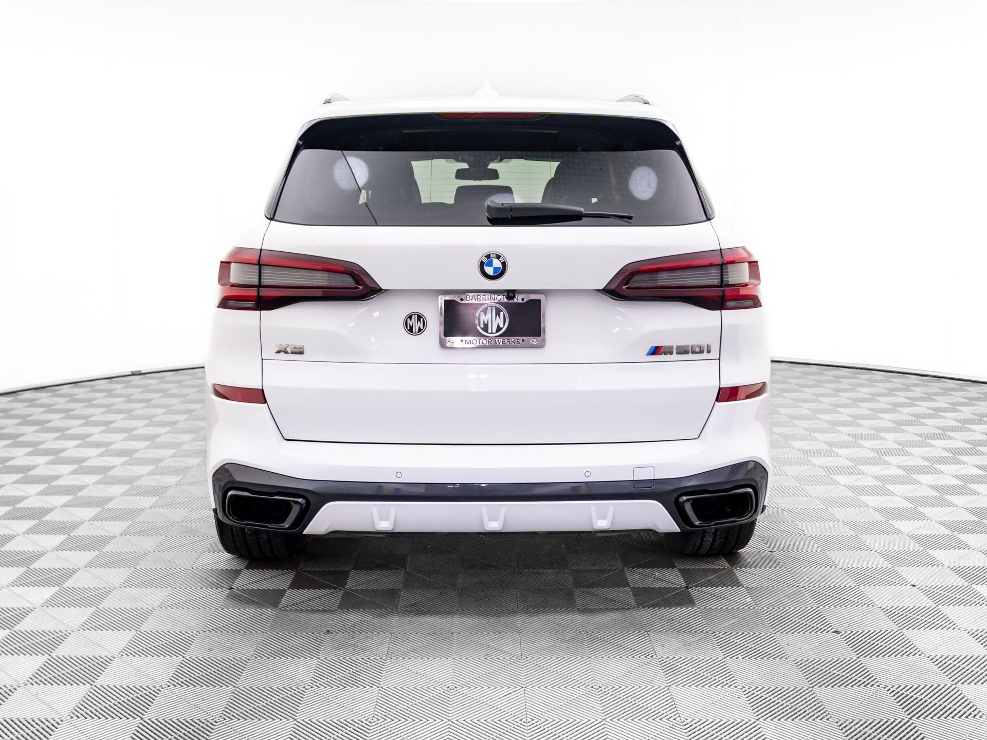 Certified 2023 BMW X5 M50i w/ Climate Comfort Package image 4