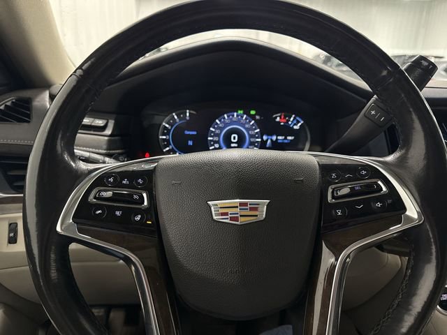 Used 2019 Cadillac Escalade ESV Luxury AWD/4WD image 14
