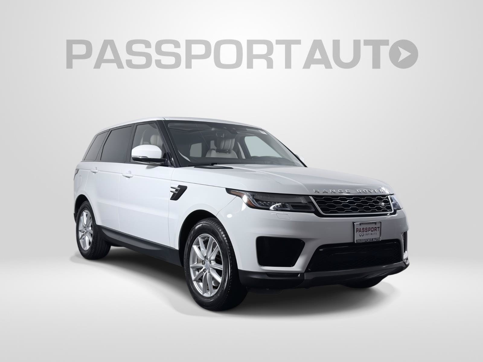 Used 2020 Land Rover Range Rover Sport SE AWD/4WD image 3