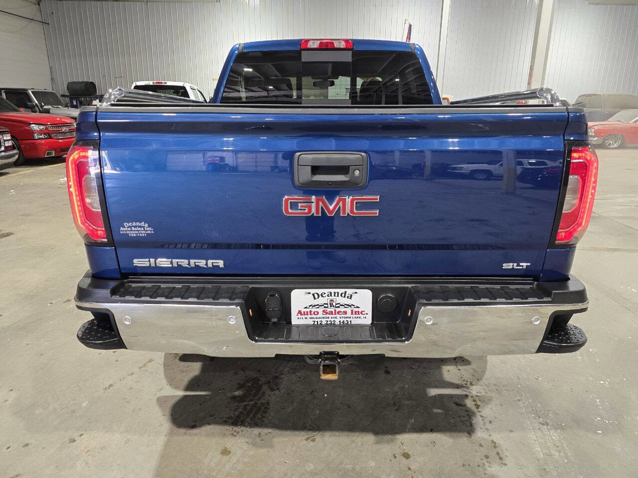 Used 2018 GMC Sierra 1500 SLT w/ SLT Premium Package image 10