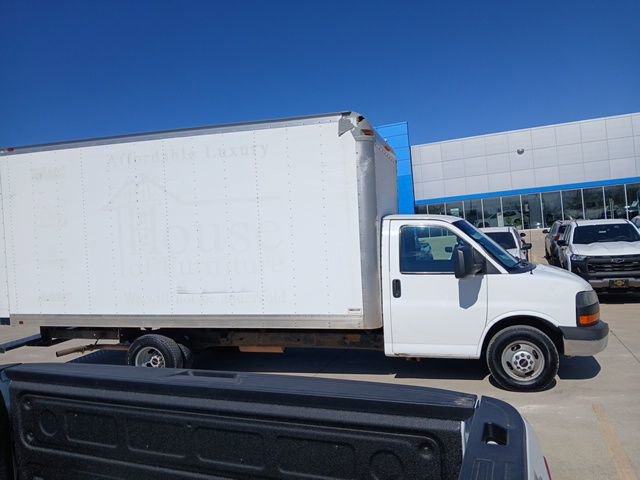 Used 2016 GMC Savana 3500 Extended image 6