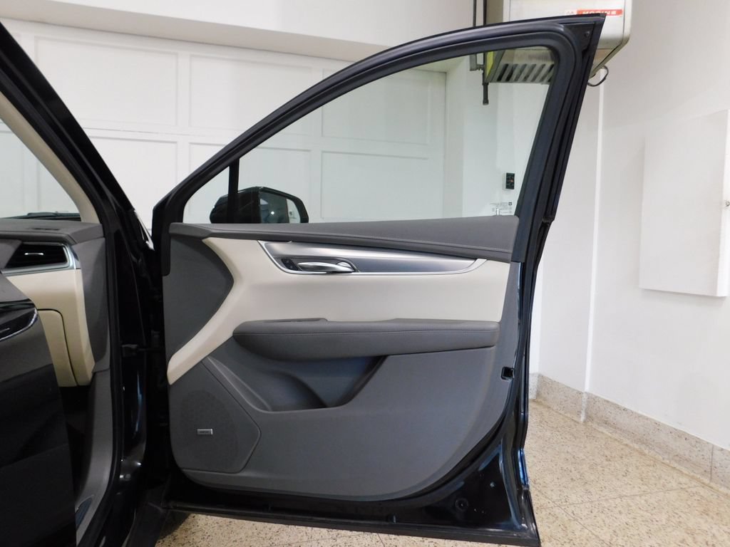 Used 2021 Cadillac XT5 Premium Luxury AWD/4WD image 69
