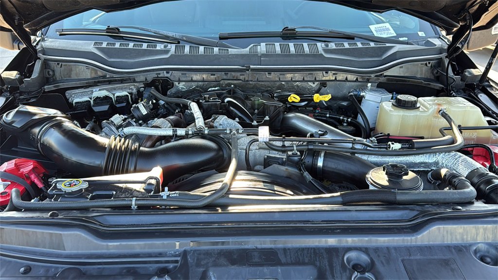 Used 2017 Ford F250 Lariat w/ FX4 Off-Road Package image 36