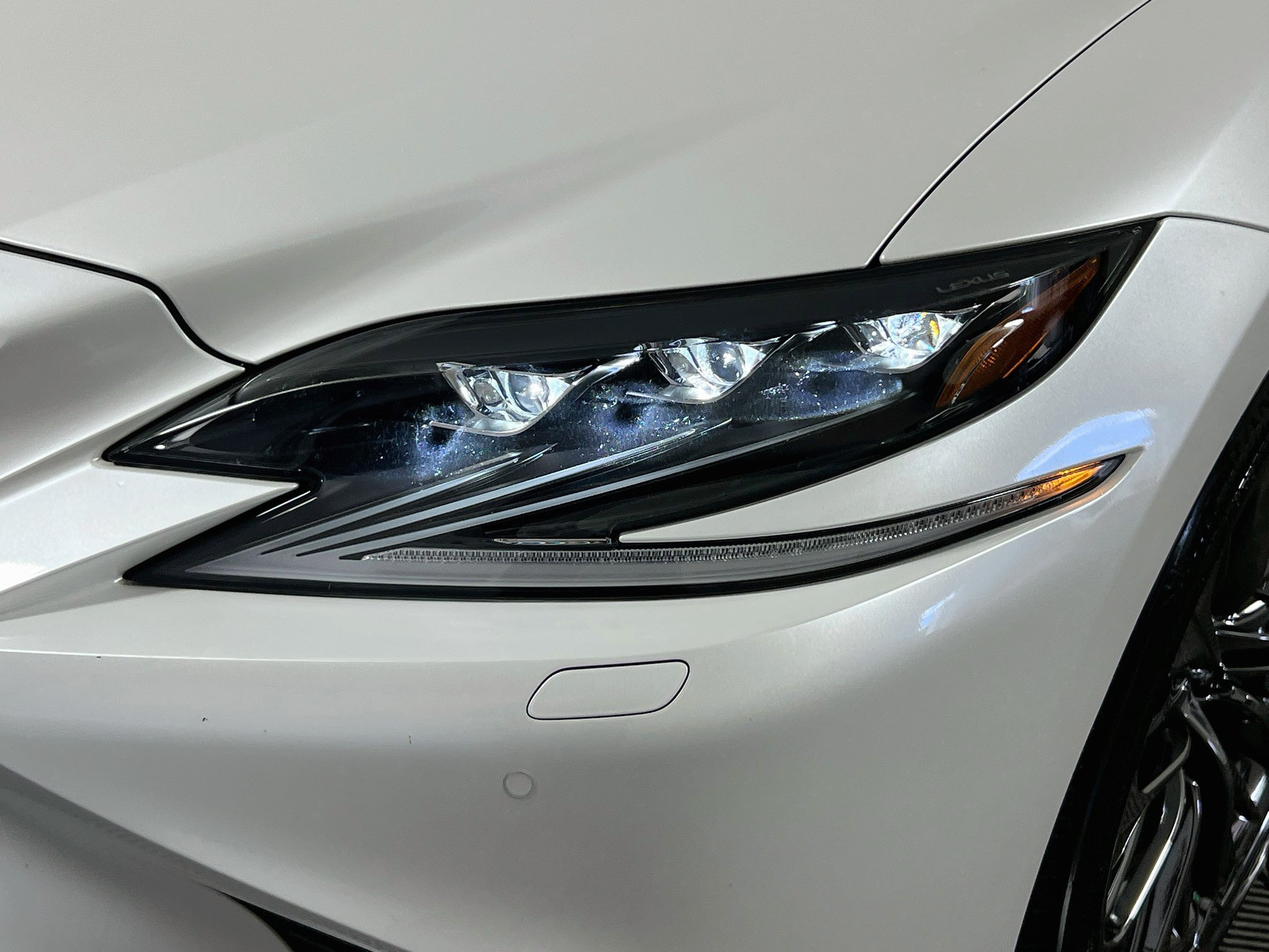Used 2020 Lexus LS 500 AWD w/ Interior Upgrade Package image 11