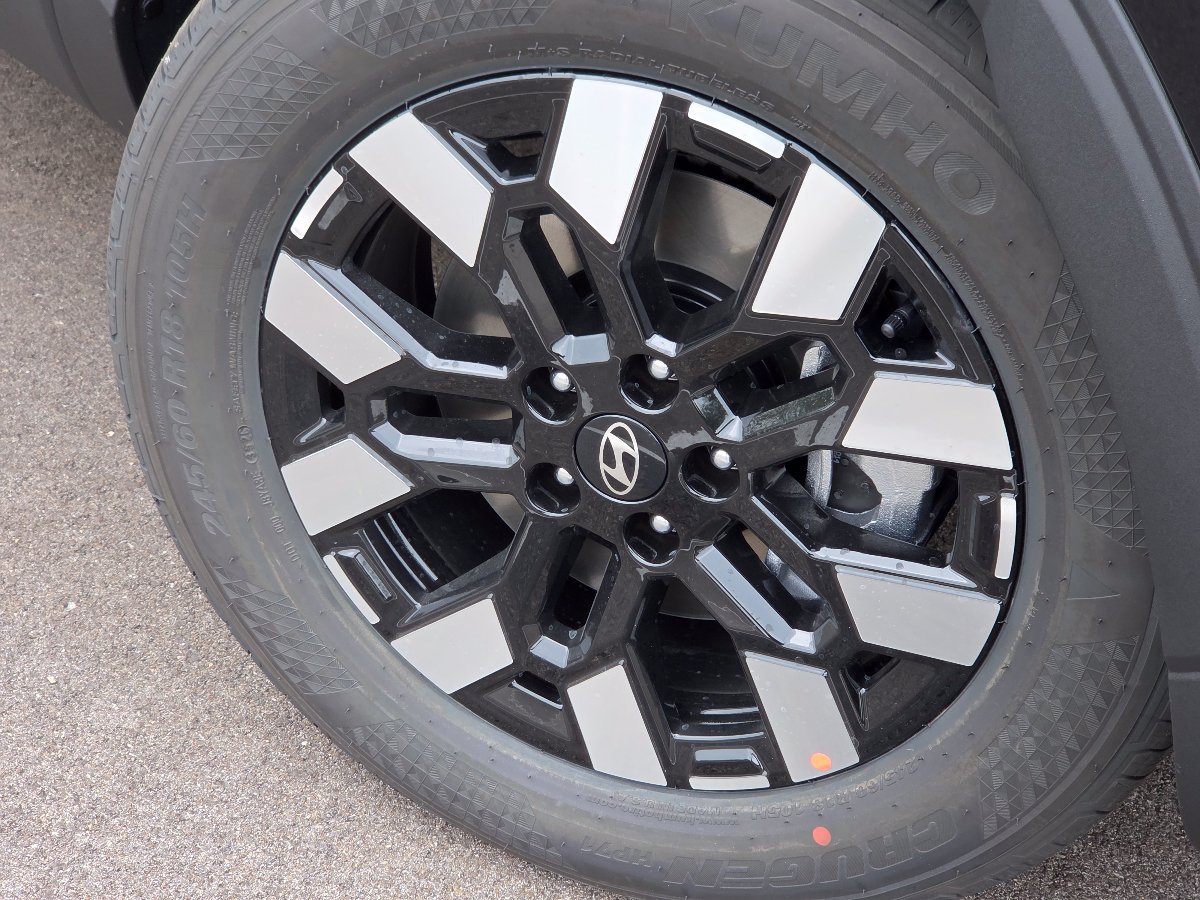 New 2027 Hyundai Santa Cruz SE AWD/4WD image 11