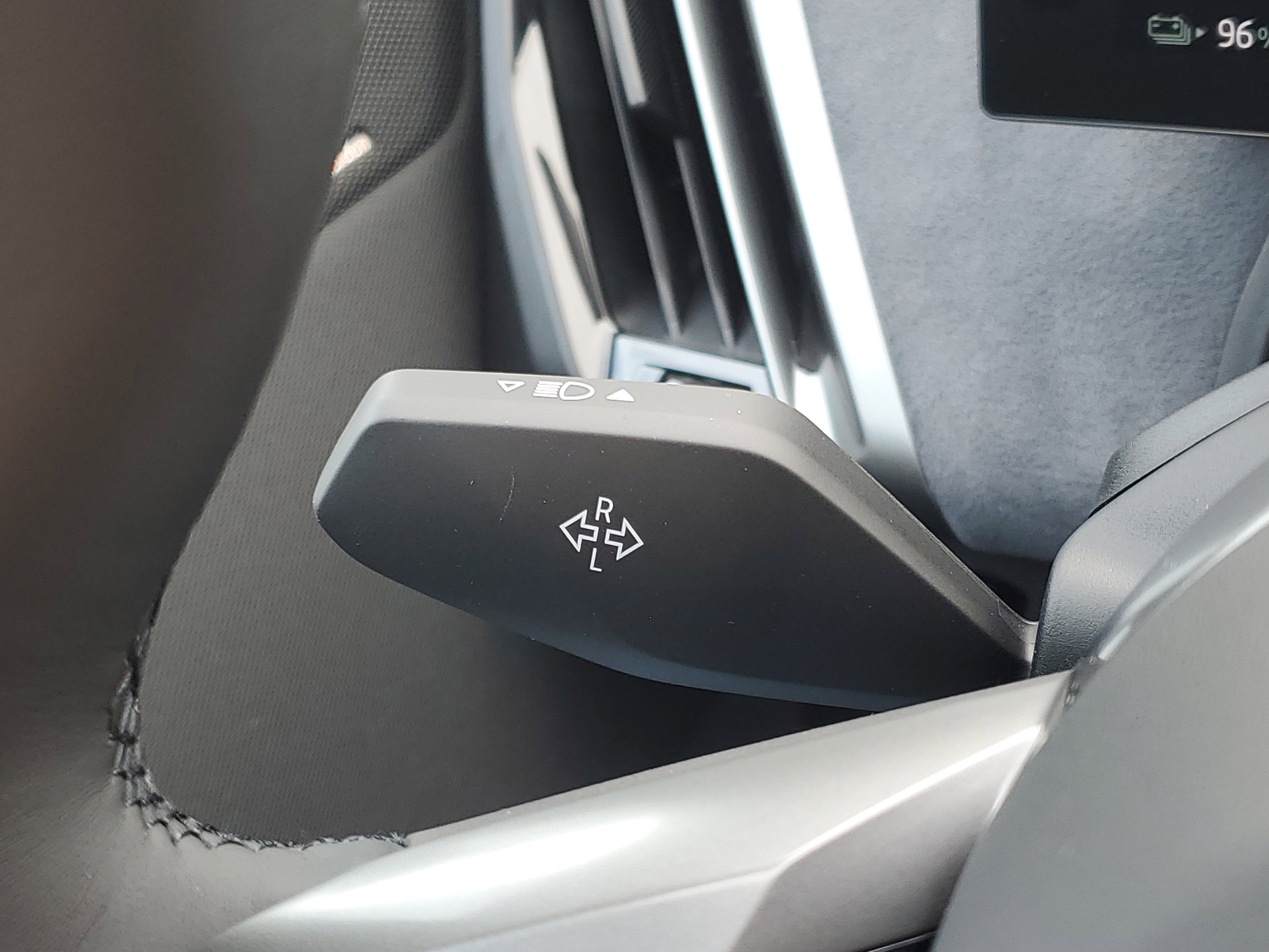 New 2026 BMW iX xDrive60 w/ M Sport Package image 14