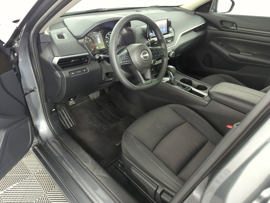 Used 2023 Nissan Altima 2.5 S image 11