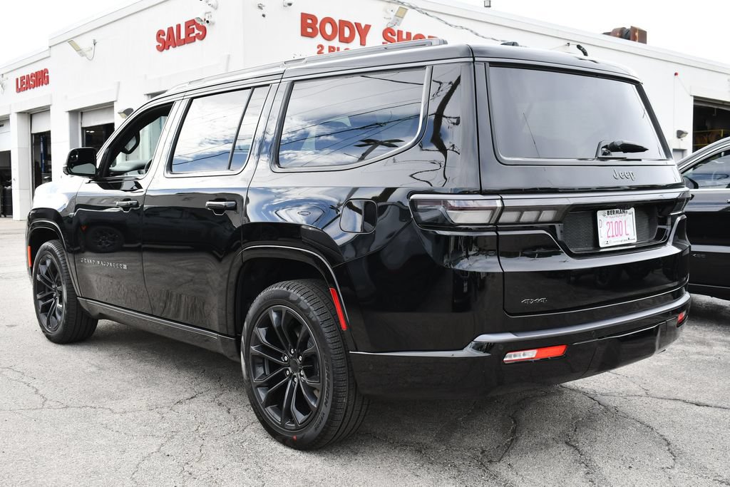 New 2026 Jeep Grand Wagoneer Summit AWD/4WD image 4