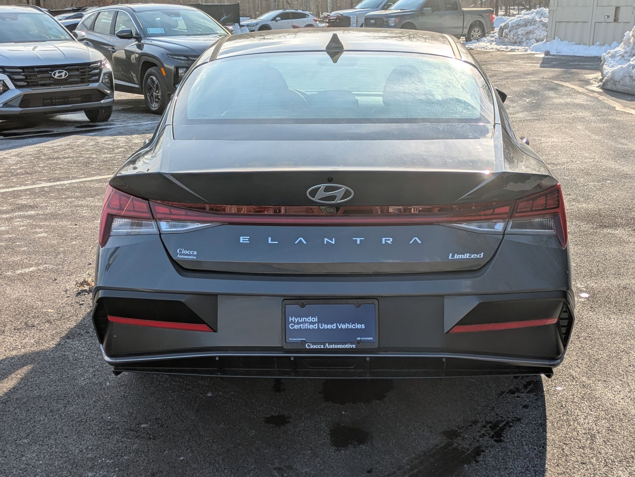 Certified 2025 Hyundai Elantra Limited image 6
