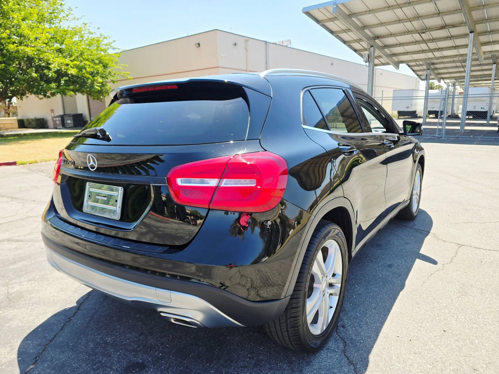 Used 2017 Mercedes-Benz GLA 250 image 8