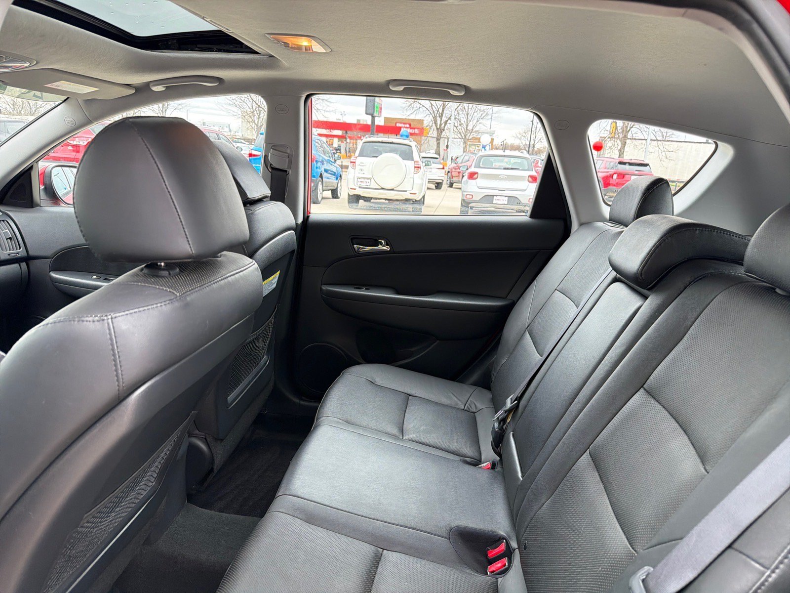 Used 2011 Hyundai Elantra FWD image 20