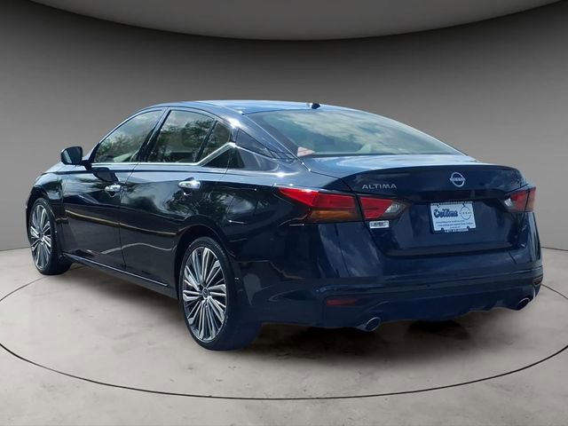 Used 2024 Nissan Altima 2.5 SL image 3