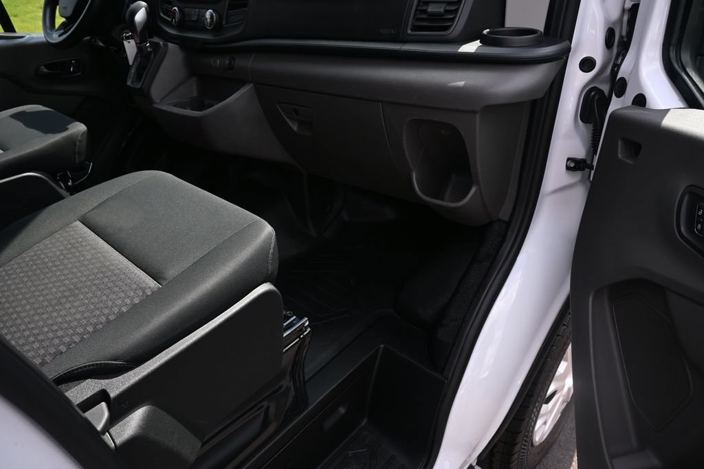 Used 2025 Ford Transit 250 Low Roof w/ Exterior Upgrade Package RWD image 16