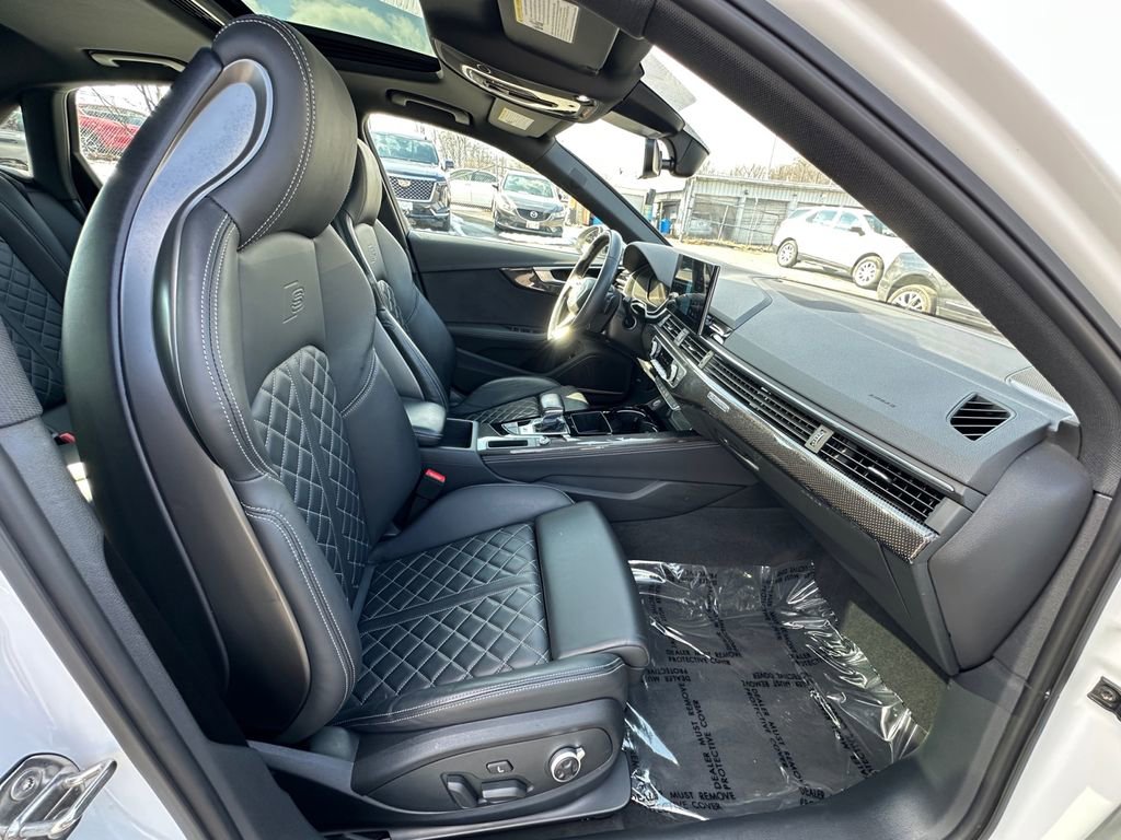 Used 2024 Audi S4 Prestige w/ Prestige Package AWD/4WD image 28