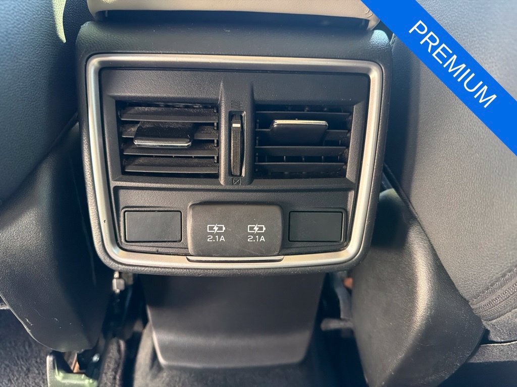 Used 2020 Subaru Forester Premium AWD/4WD image 24