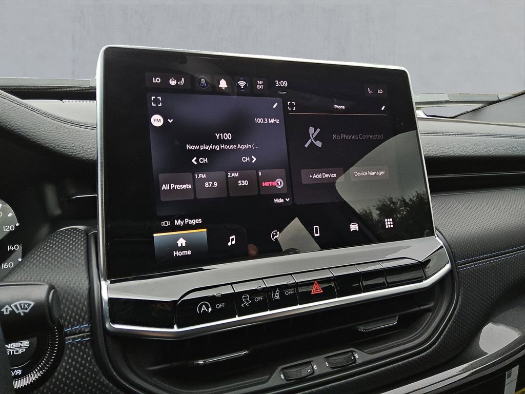 New 2026 Jeep Compass Latitude image 19