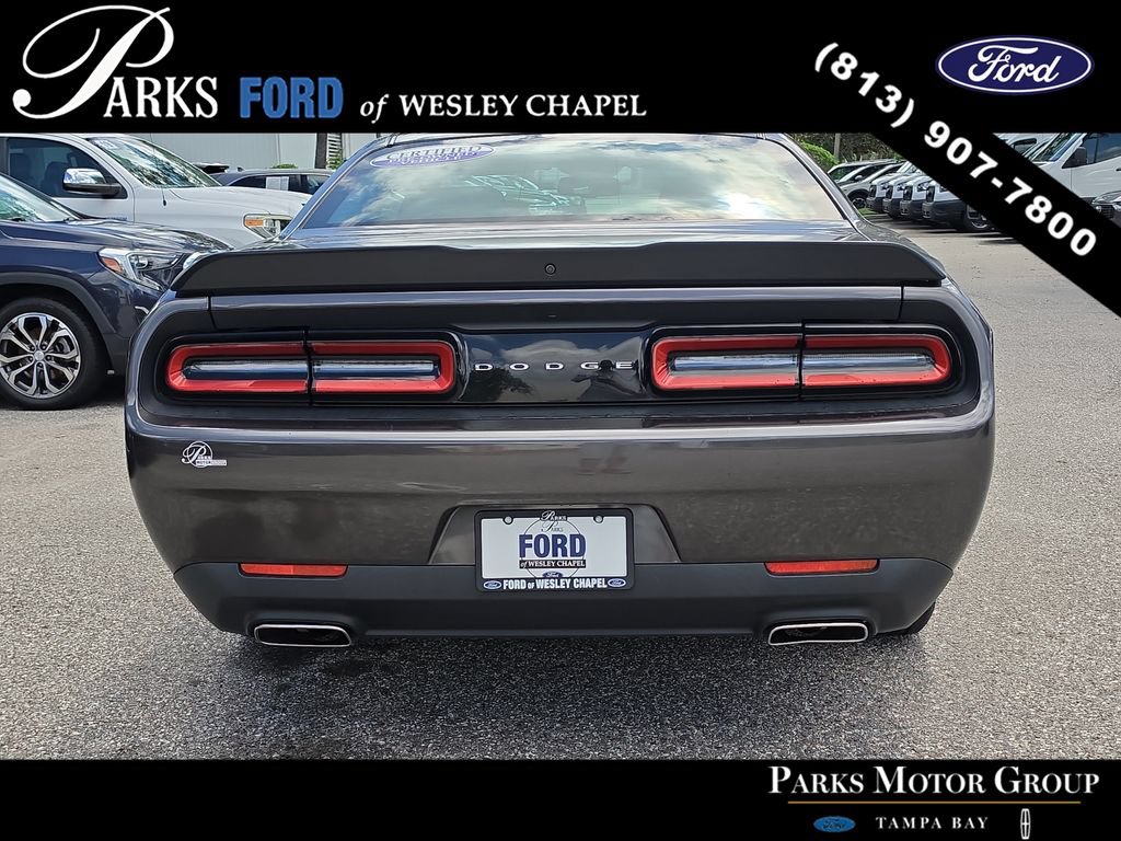 Used 2023 Dodge Challenger SXT RWD image 5