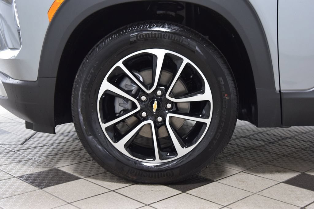 New 2026 Chevrolet TrailBlazer LT w/ Convenience Package FWD image 27